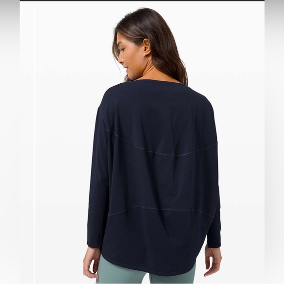 Lululemon Back In Action Long Sleeve - Navy - Picture 4 of 6